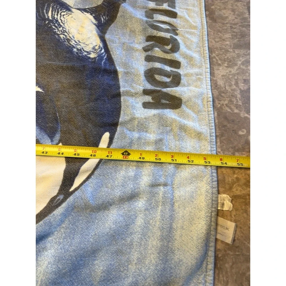 Vintage Whale Florida Ocean Beach Towel Whales Under the Sea Aquatic 26